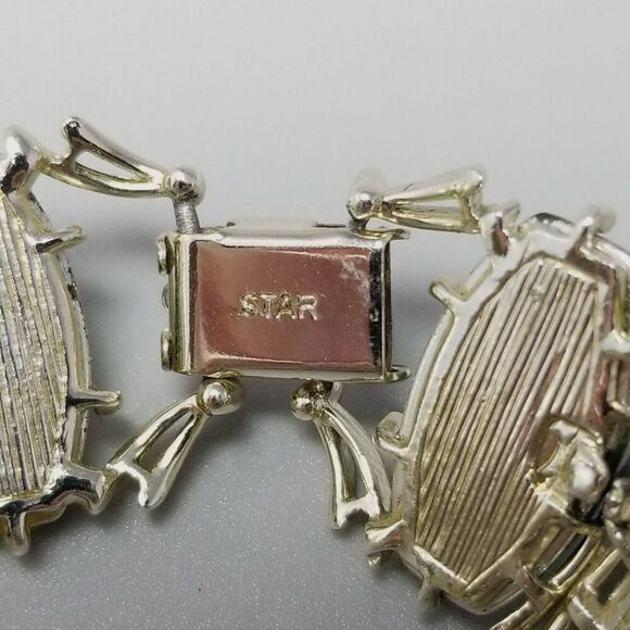 Vintage Star Green Wavy Lucite Panel Bracelet, Signed, Retro 60s Style, Estate - Picture 4 of 7